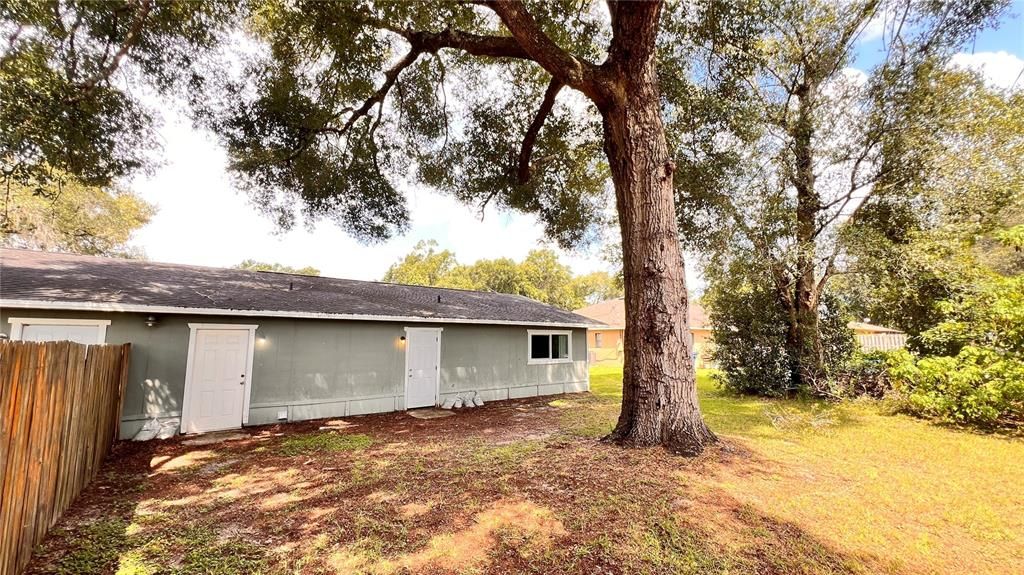 For Rent: $1,699 (3 beds, 2 baths, 1200 Square Feet)