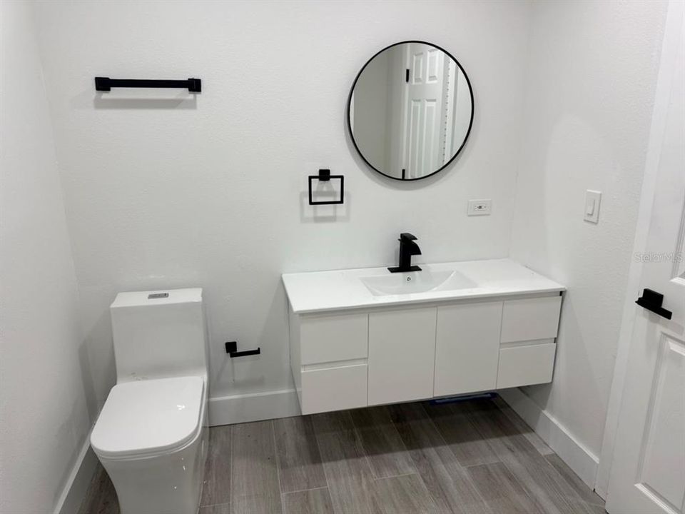 For Sale: $395,000 (3 beds, 1 baths, 1320 Square Feet)