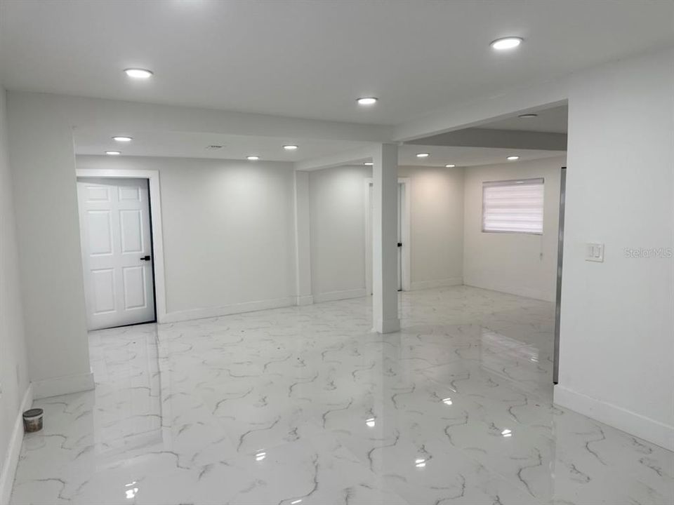 For Sale: $395,000 (3 beds, 1 baths, 1320 Square Feet)