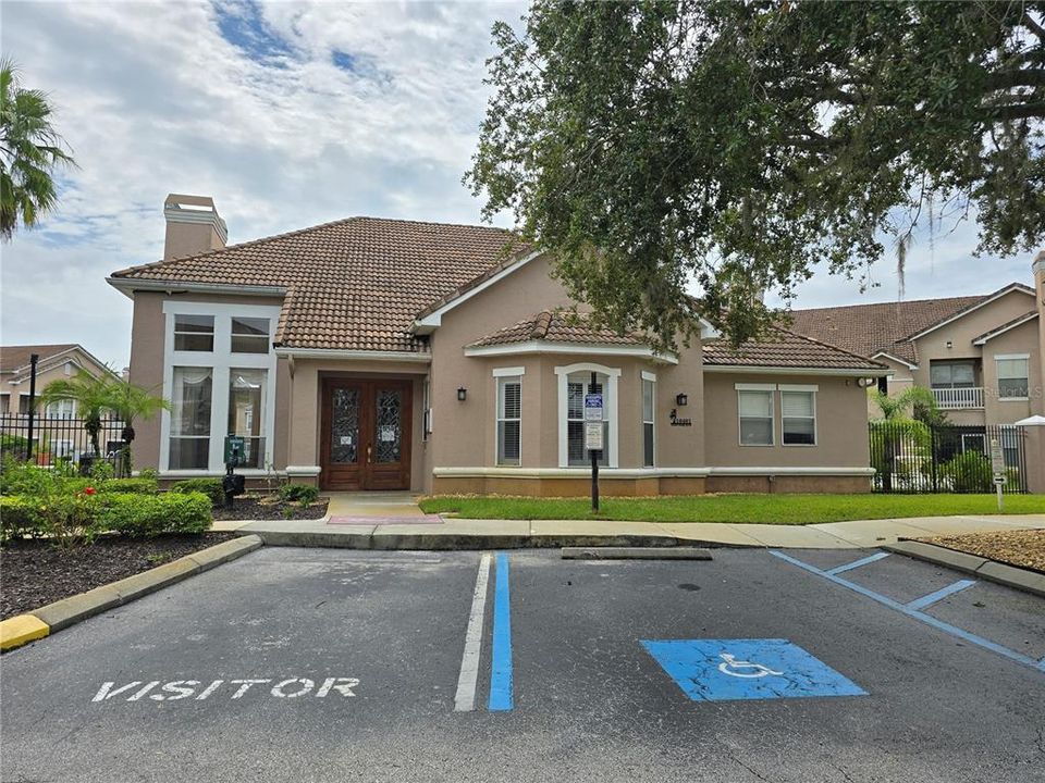 For Sale: $192,000 (2 beds, 2 baths, 1353 Square Feet)