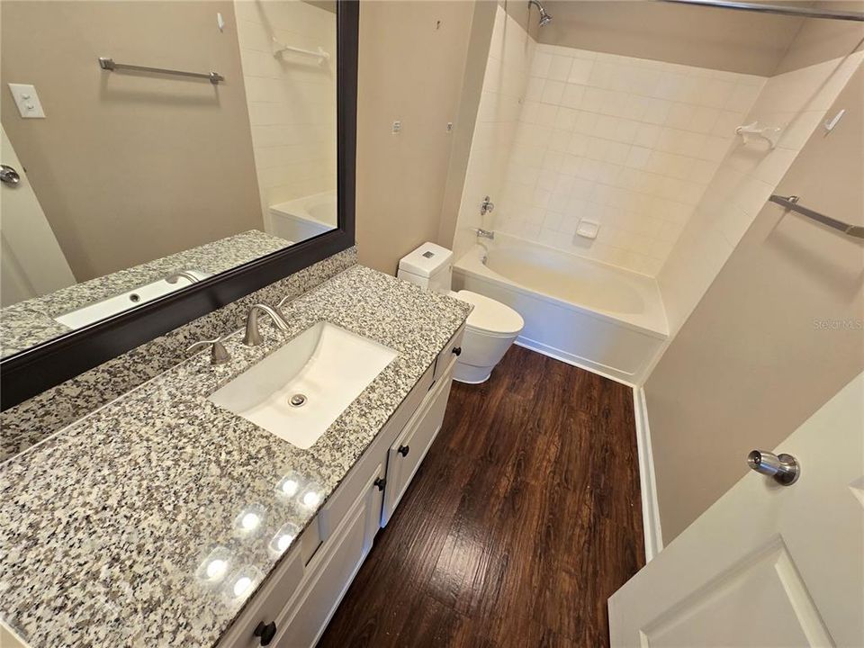 For Sale: $192,000 (2 beds, 2 baths, 1353 Square Feet)