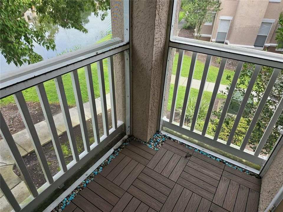 For Sale: $192,000 (2 beds, 2 baths, 1353 Square Feet)