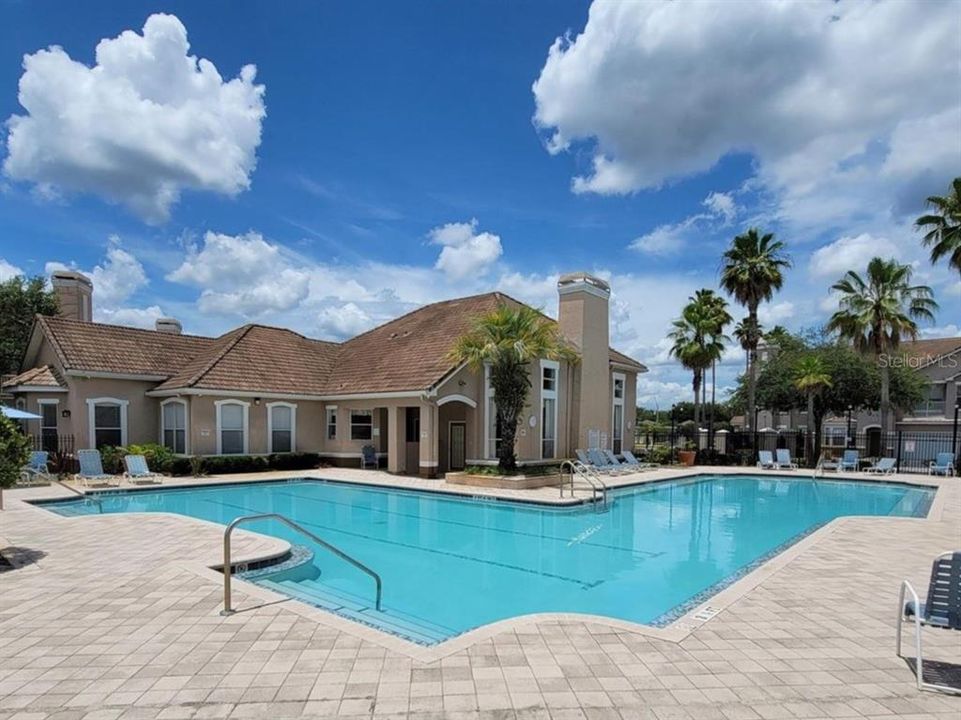 For Sale: $192,000 (2 beds, 2 baths, 1353 Square Feet)