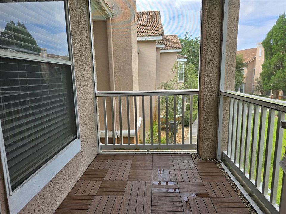 For Sale: $192,000 (2 beds, 2 baths, 1353 Square Feet)