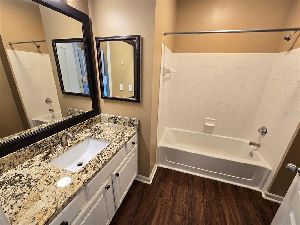 For Sale: $192,000 (2 beds, 2 baths, 1353 Square Feet)