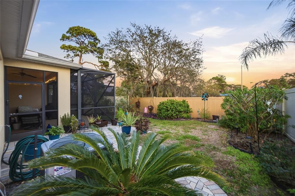 На продажу: $350,000 (3 спален, 2 ванн, 1740 Квадратных фут)