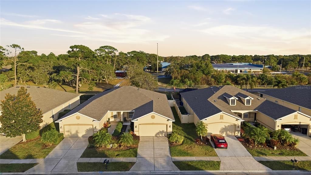 На продажу: $350,000 (3 спален, 2 ванн, 1740 Квадратных фут)