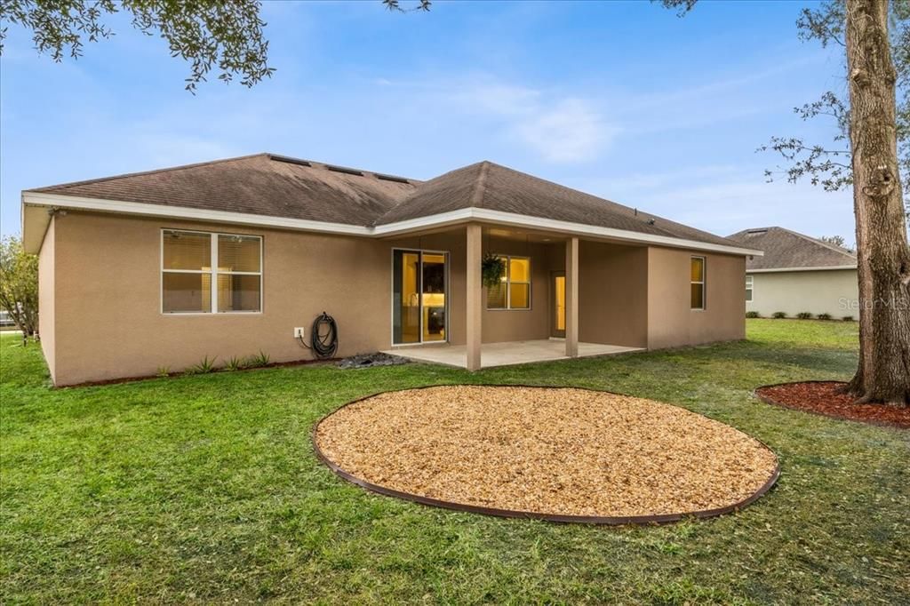 For Rent: $2,700 (4 beds, 2 baths, 2236 Square Feet)