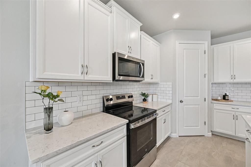 En Venta: $519,000 (3 camas, 2 baños, 2098 Pies cuadrados)