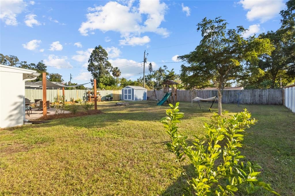 待售: $339,900 (2 贝兹, 2 浴室, 1232 平方英尺)