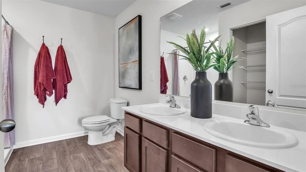 For Sale: $310,990 (3 beds, 2 baths, 1655 Square Feet)