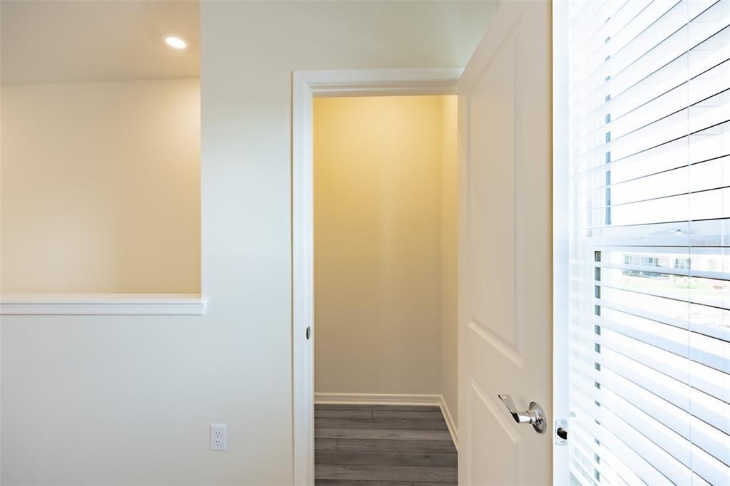 出租: $1,650 (1 贝兹, 1 浴室, 894 平方英尺)