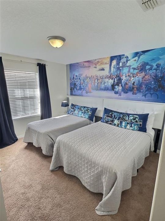 出租: $2,500 (4 贝兹, 3 浴室, 1902 平方英尺)