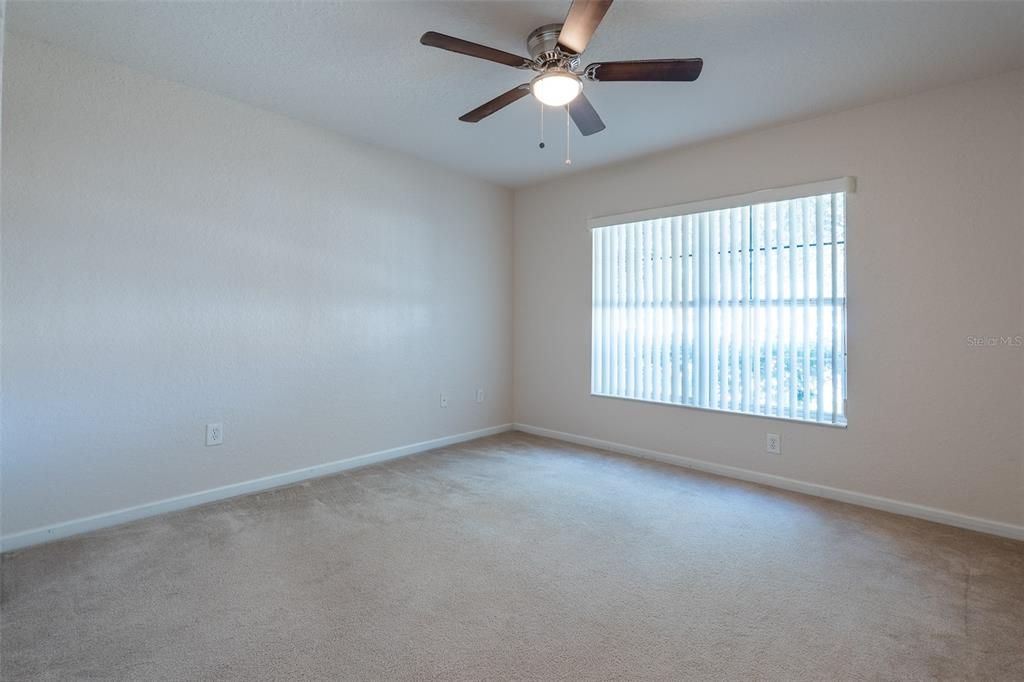 出租: $2,000 (3 贝兹, 2 浴室, 1714 平方英尺)