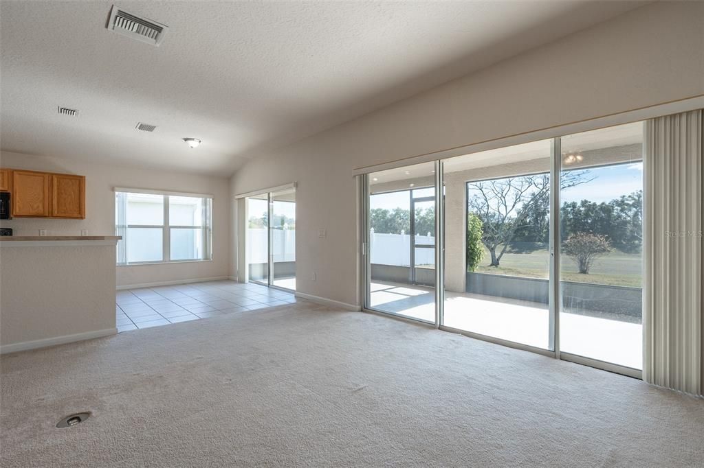 出租: $2,000 (3 贝兹, 2 浴室, 1714 平方英尺)