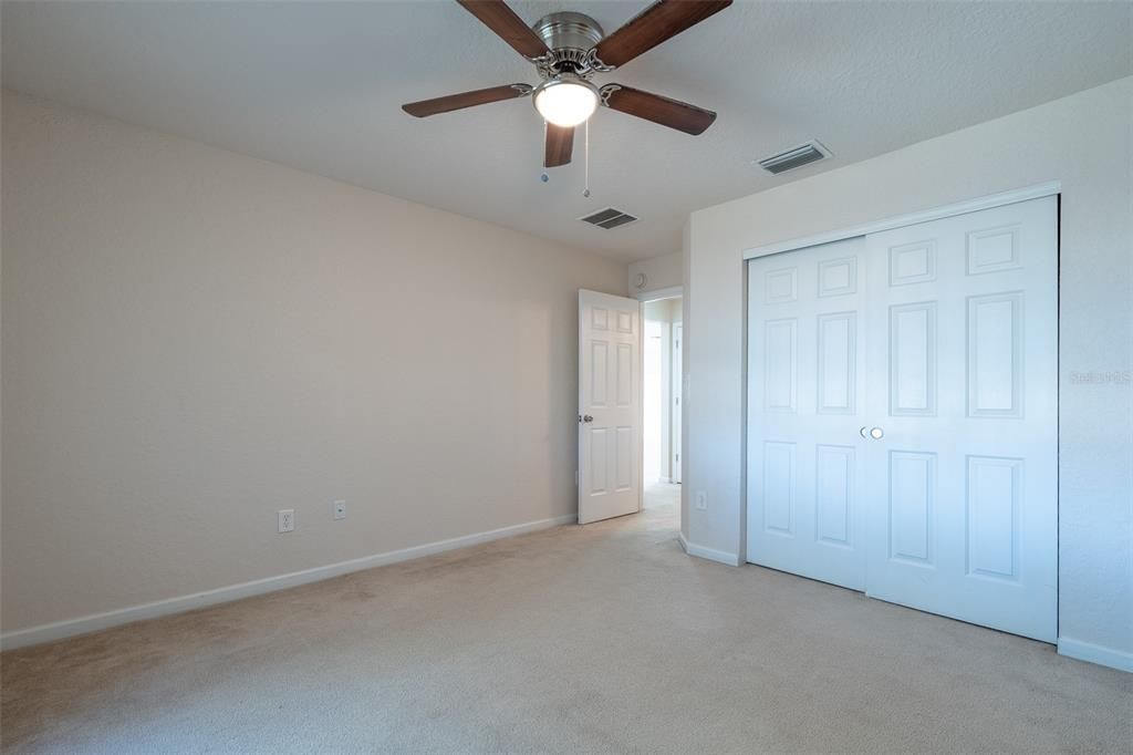 出租: $2,000 (3 贝兹, 2 浴室, 1714 平方英尺)