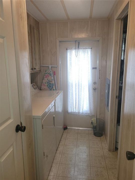 For Sale: $135,900 (2 beds, 2 baths, 1344 Square Feet)