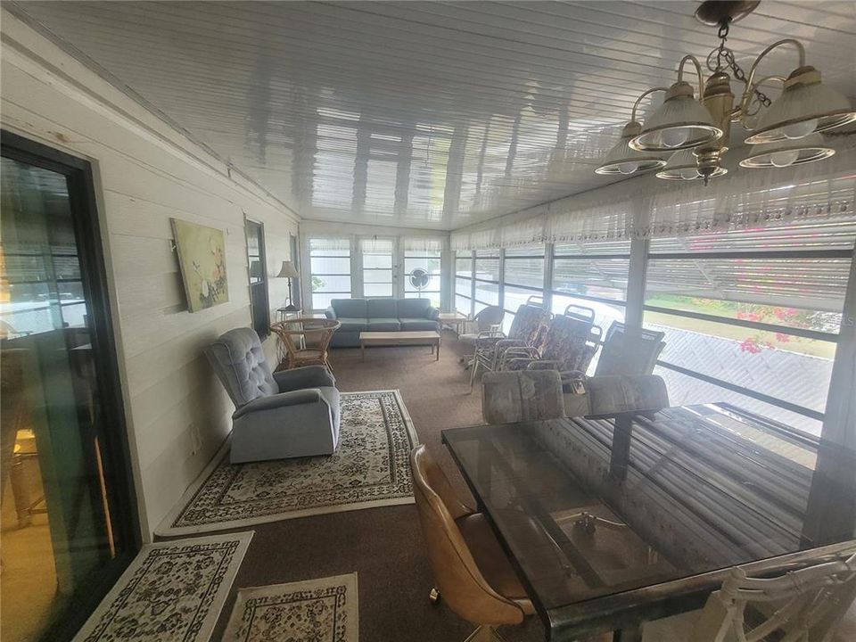 For Sale: $135,900 (2 beds, 2 baths, 1344 Square Feet)