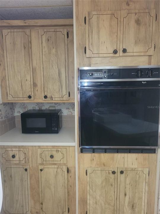 For Sale: $135,900 (2 beds, 2 baths, 1344 Square Feet)