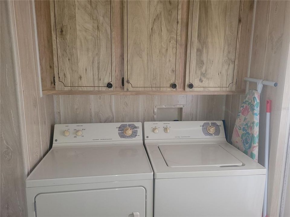 For Sale: $135,900 (2 beds, 2 baths, 1344 Square Feet)