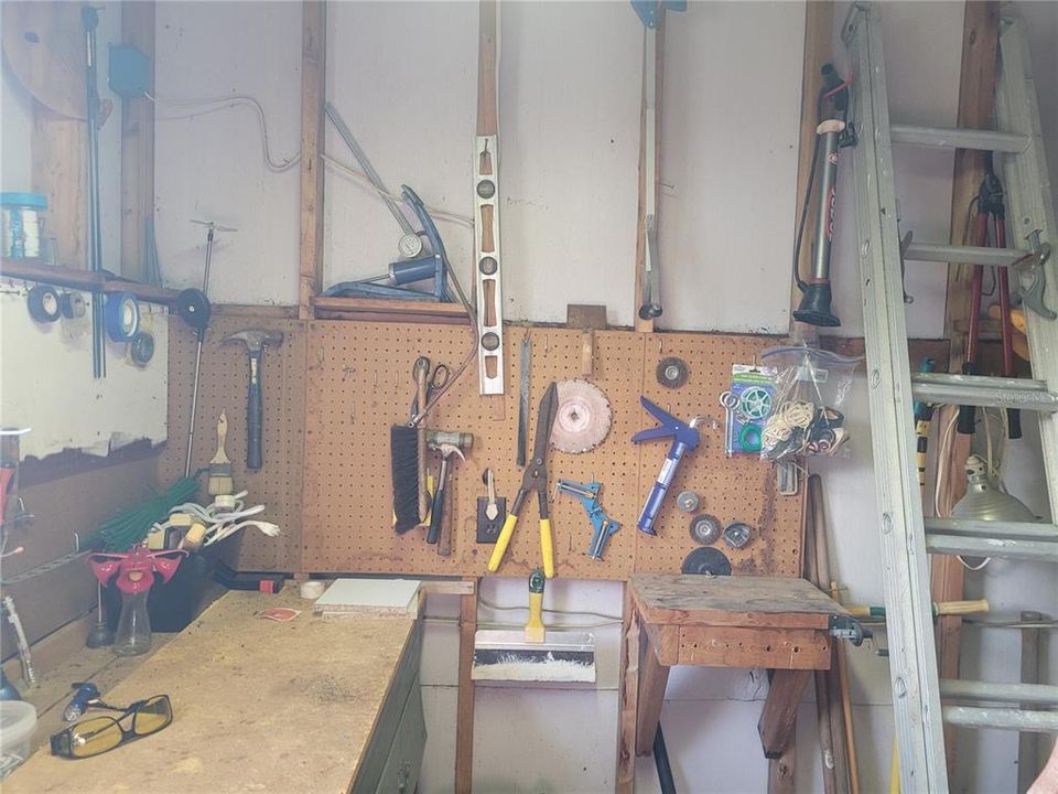 For Sale: $135,900 (2 beds, 2 baths, 1344 Square Feet)