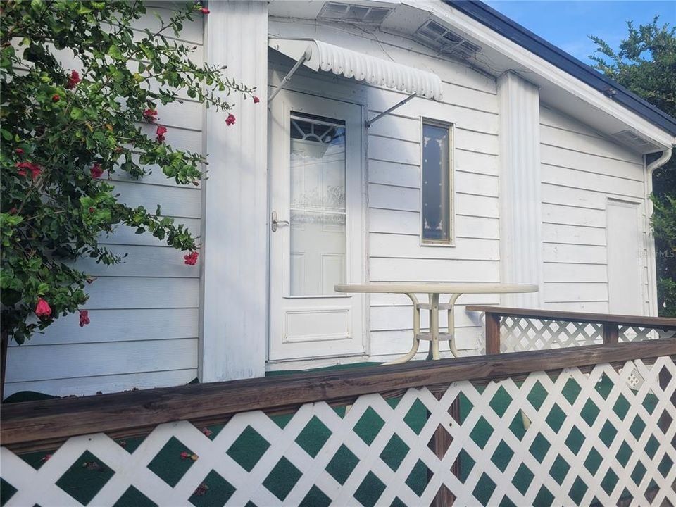 For Sale: $135,900 (2 beds, 2 baths, 1344 Square Feet)