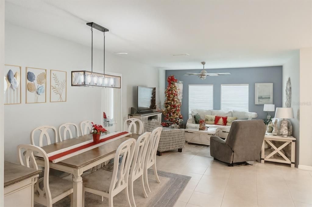 For Rent: $2,500 (4 beds, 2 baths, 1848 Square Feet)