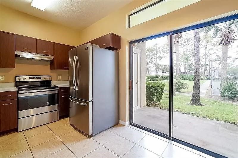 For Rent: $1,850 (2 beds, 2 baths, 1343 Square Feet)