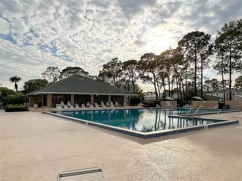 For Rent: $1,850 (2 beds, 2 baths, 1343 Square Feet)