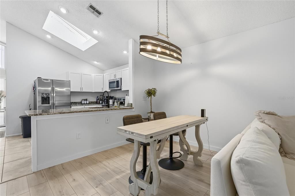 En Venta: $339,900 (3 camas, 2 baños, 1167 Pies cuadrados)