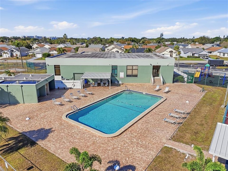 En Venta: $339,900 (3 camas, 2 baños, 1167 Pies cuadrados)