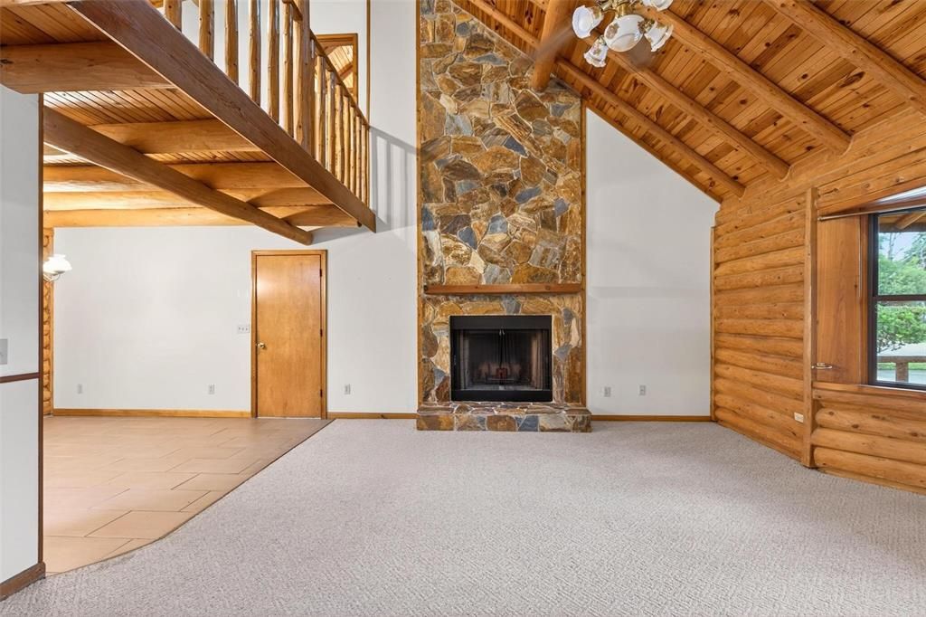 For Sale: $515,000 (3 beds, 2 baths, 2116 Square Feet)