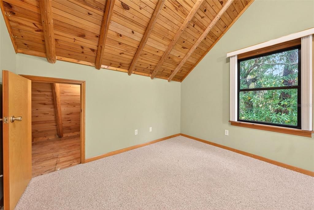 For Sale: $515,000 (3 beds, 2 baths, 2116 Square Feet)