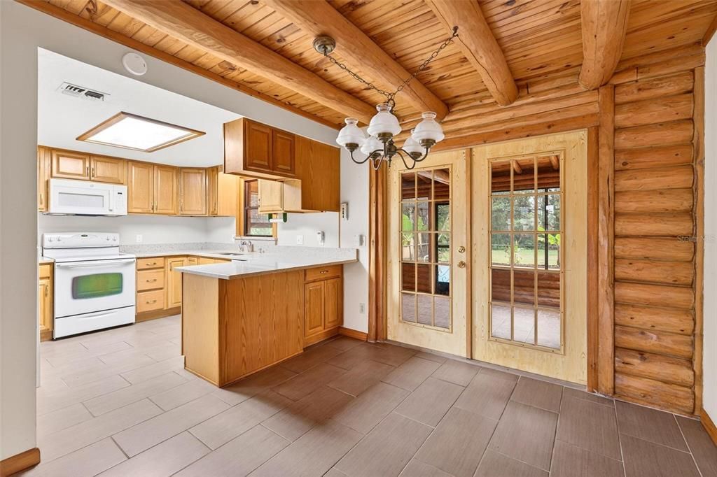 For Sale: $515,000 (3 beds, 2 baths, 2116 Square Feet)