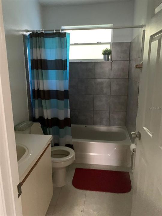 En Renta: $1,650 (3 camas, 2 baños, 1287 Pies cuadrados)