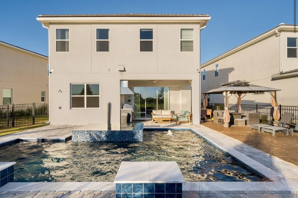 En Renta: $6,999 (4 camas, 3 baños, 2524 Pies cuadrados)