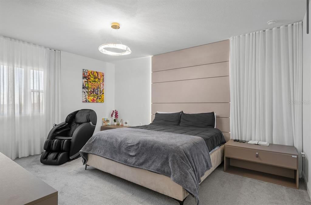 En Renta: $6,999 (4 camas, 3 baños, 2524 Pies cuadrados)