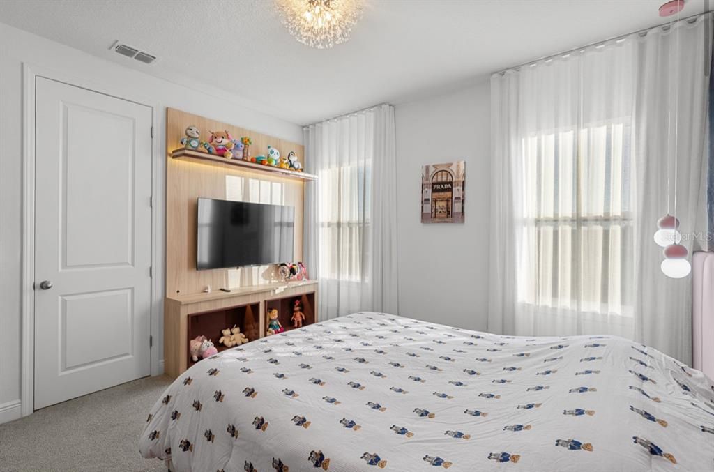 En Renta: $6,999 (4 camas, 3 baños, 2524 Pies cuadrados)