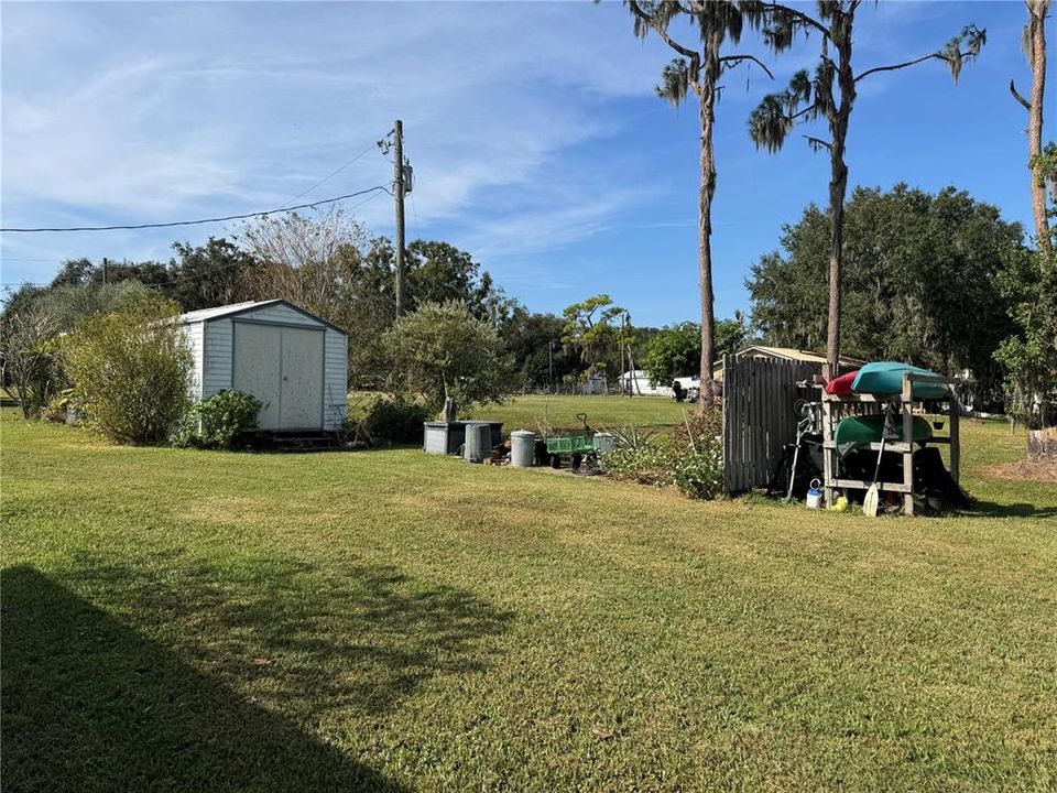 For Sale: $355,000 (3 beds, 2 baths, 1260 Square Feet)