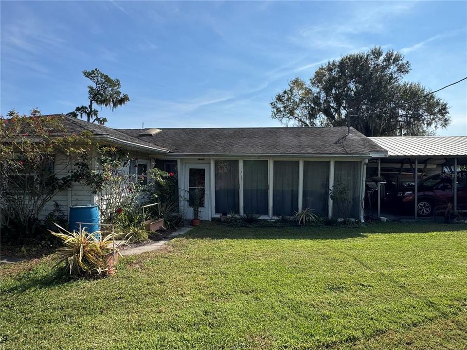 For Sale: $355,000 (3 beds, 2 baths, 1260 Square Feet)