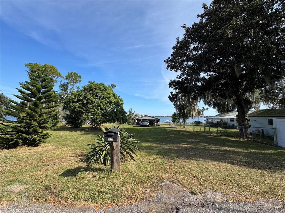 For Sale: $355,000 (3 beds, 2 baths, 1260 Square Feet)