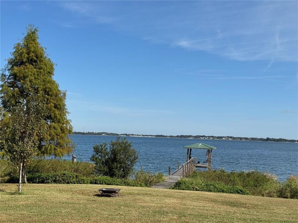 For Sale: $355,000 (3 beds, 2 baths, 1260 Square Feet)