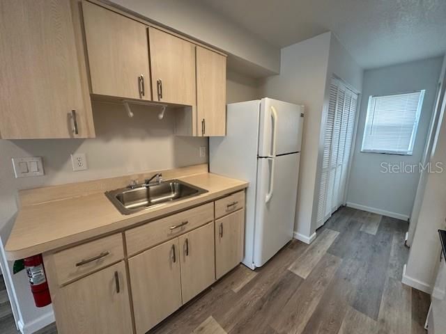 En Renta: $1,350 (2 camas, 1 baños, 1200 Pies cuadrados)