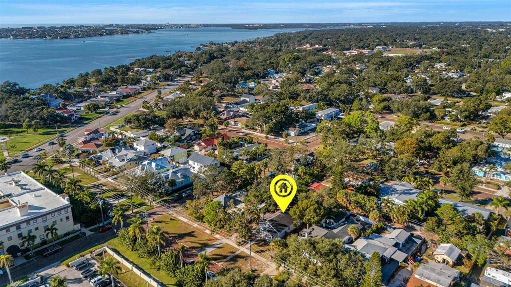 待售: $355,000 (2 贝兹, 1 浴室, 1077 平方英尺)