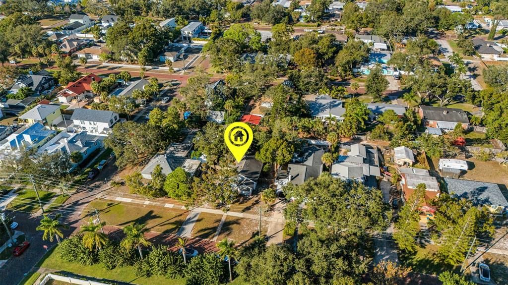 待售: $355,000 (2 贝兹, 1 浴室, 1077 平方英尺)