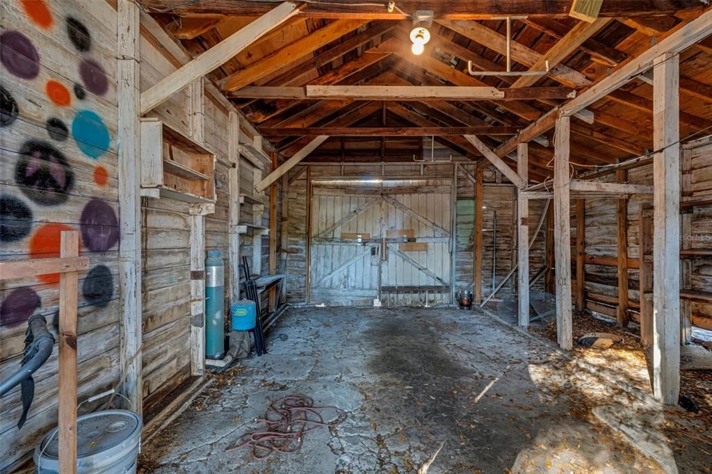 待售: $355,000 (2 贝兹, 1 浴室, 1077 平方英尺)