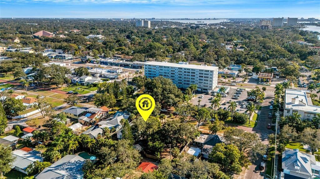 待售: $355,000 (2 贝兹, 1 浴室, 1077 平方英尺)