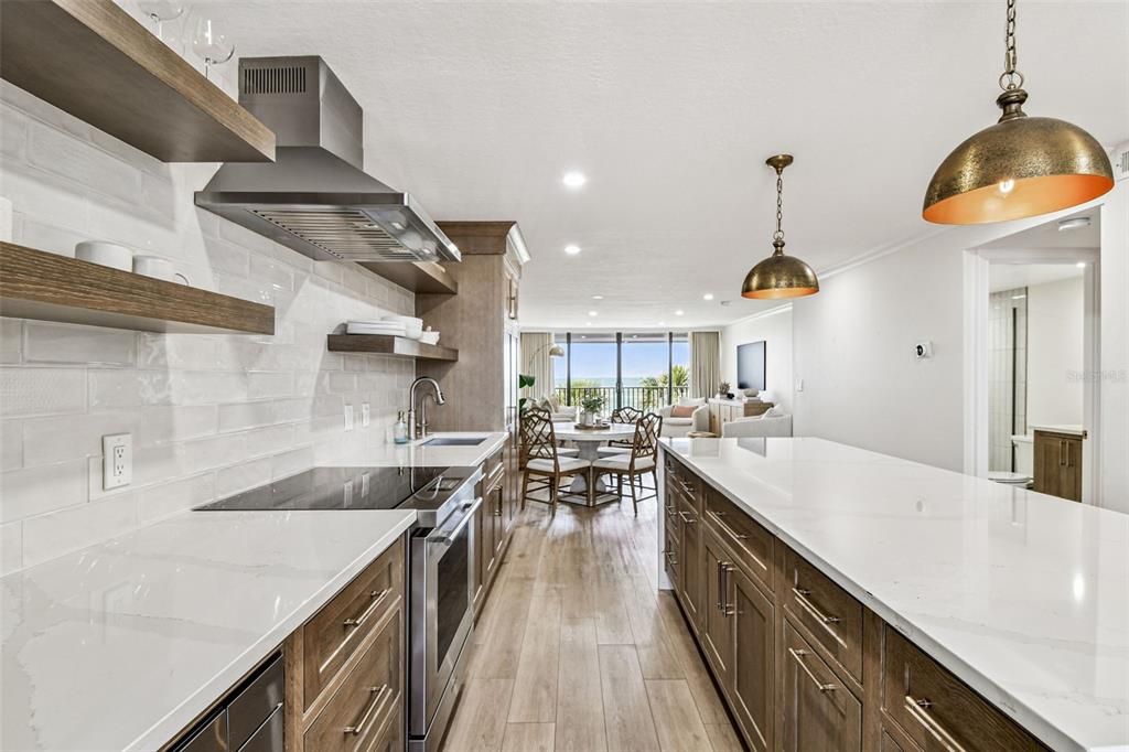 En Venta: $949,900 (2 camas, 2 baños, 1180 Pies cuadrados)