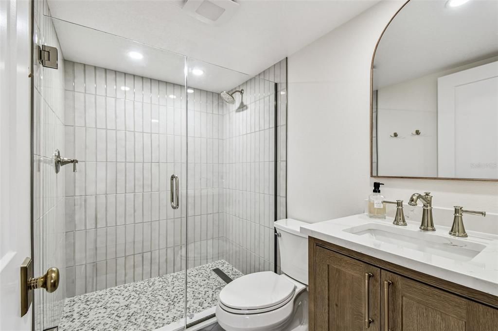 En Venta: $949,900 (2 camas, 2 baños, 1180 Pies cuadrados)