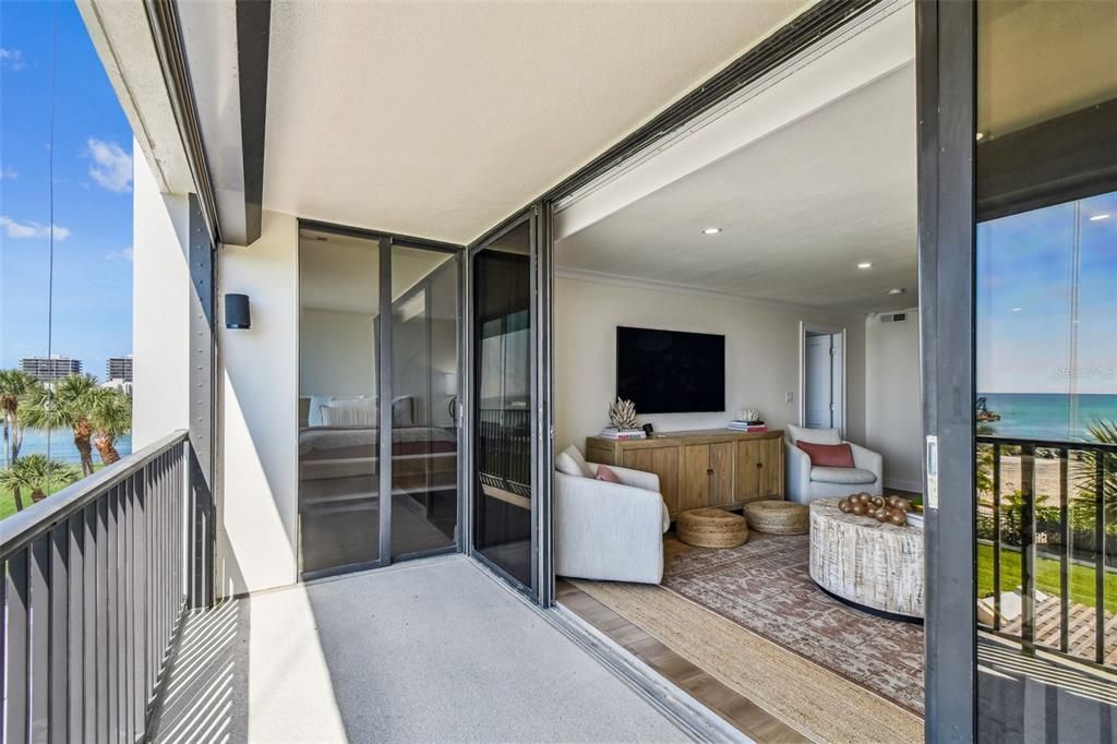 En Venta: $949,900 (2 camas, 2 baños, 1180 Pies cuadrados)